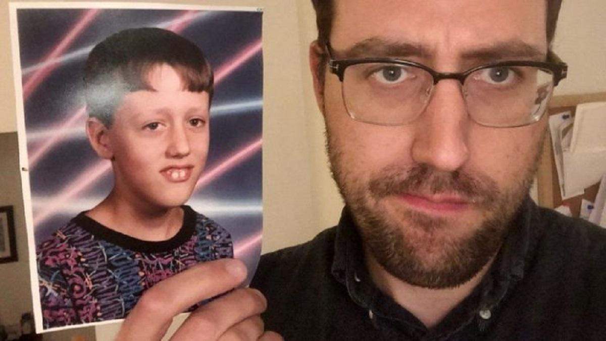 Ученый почти через 27 лет узнал, что его детское фото все это время было мемом Ученый почти через 27 лет узнал, что его детское фото все это время было мемом