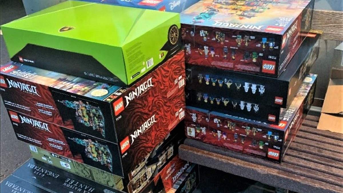 Чоловік вкрав 25 наборів Lego Чоловік вкрав 25 наборів Lego