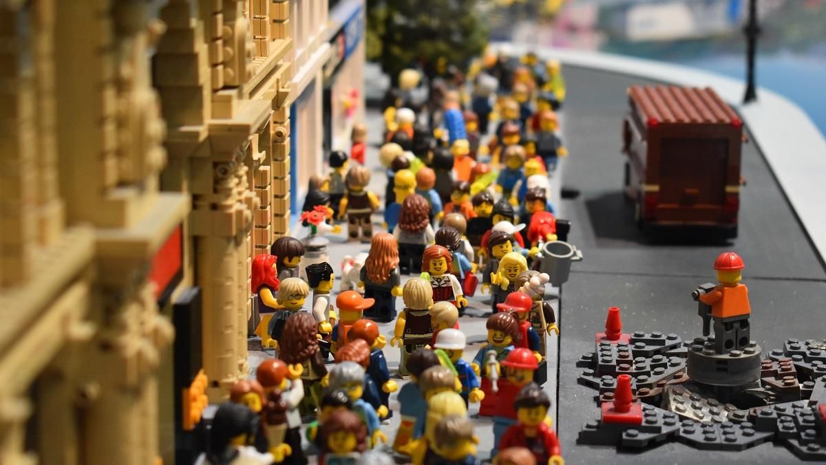 Що подарувати любителям Lego, окрім конструктора: ідеї оригінальних подарунків