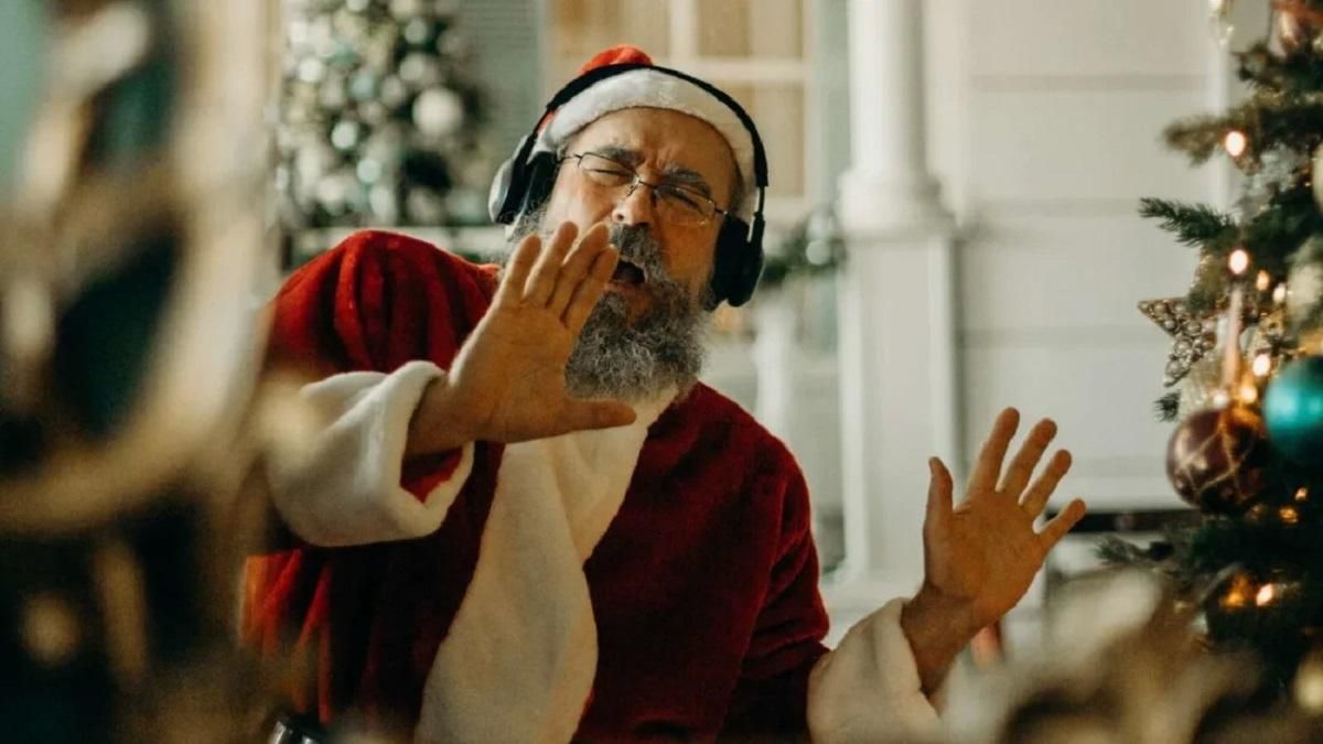 Передозировка праздничной новогодней музыкой может вредить вашему психическому здоровью