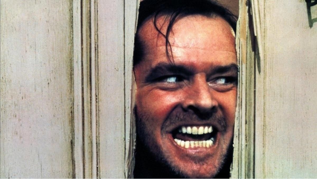 Вот и Джонни: сцена из ленты Стэнли Кубрика "Сияние" на десяти разных языках – видео Вот и Джонни: сцена из ленты Стэнли Кубрика "Сияние" на десяти разных языках – видео