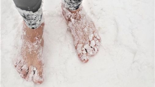 Босоніж по снігу: норвежець пробіг півмарафон в екстремальних умовах і встановив світовий рекорд