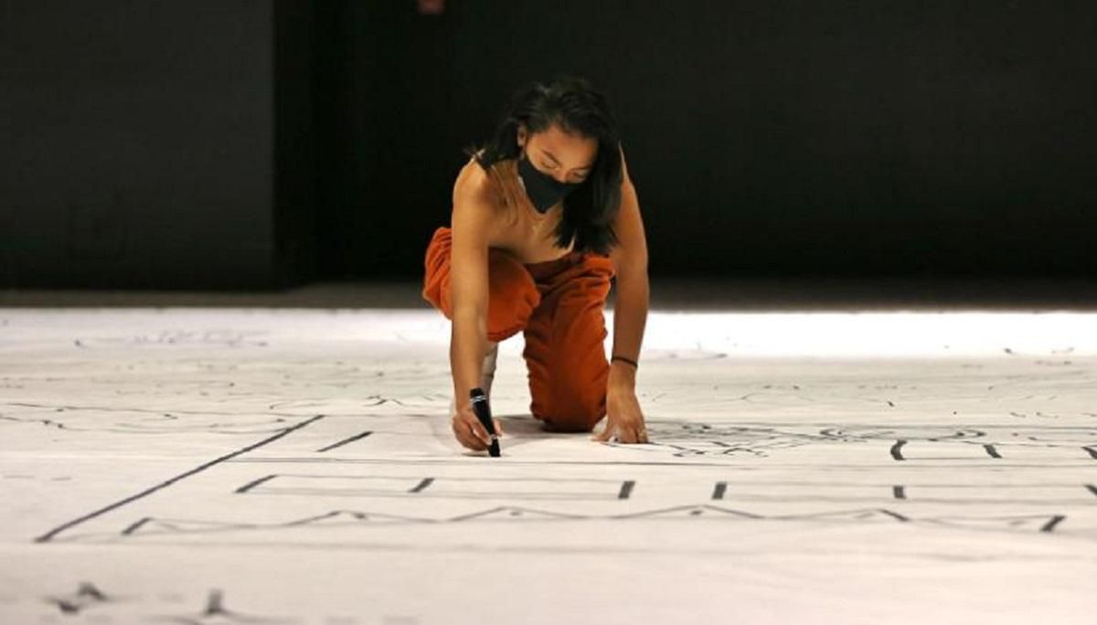 Американка створила найбільший малюнок у світі: якого він розміру – фото Американка створила найбільший малюнок у світі: якого він розміру – фото