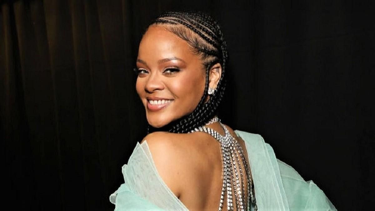 Певица Рианна Певица Рианна