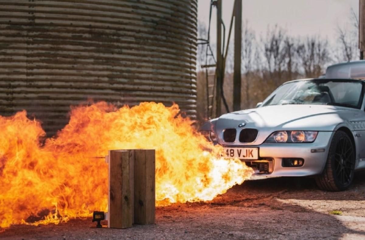 Автомобіль Джеймса Бонда Автомобіль Джеймса Бонда