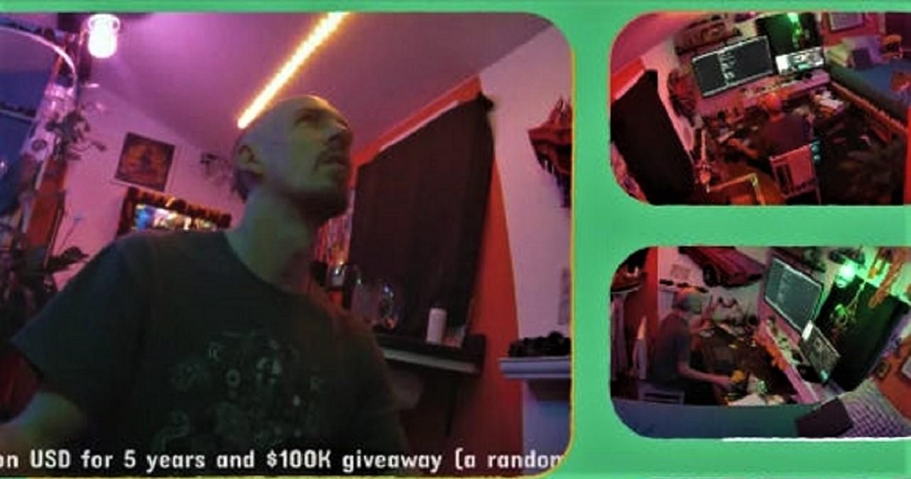 Американець веде стрім вже 100 днів Американець веде стрім вже 100 днів