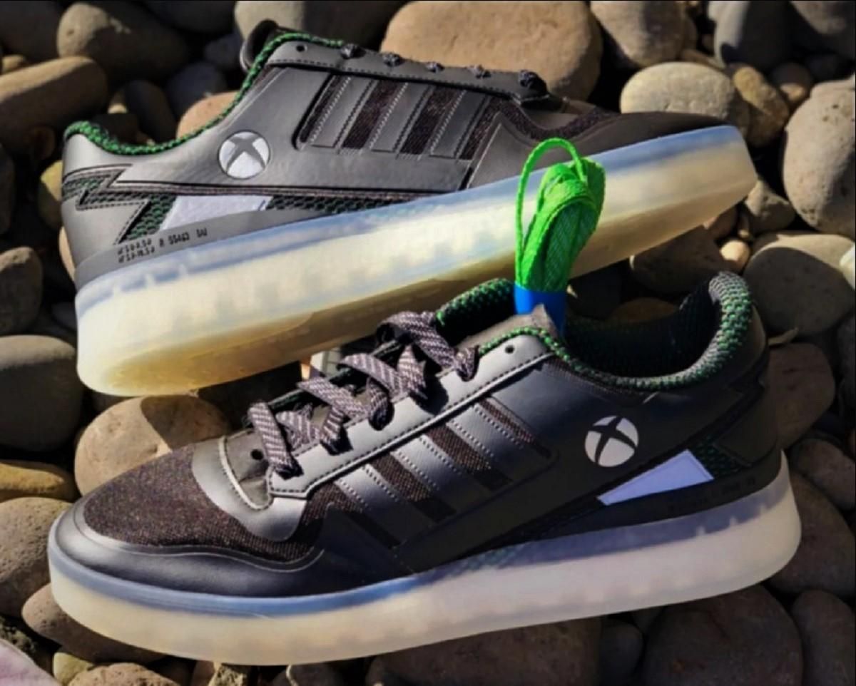 Adidas и Microsoft выпустят новые кроссовки в стиле Xbox