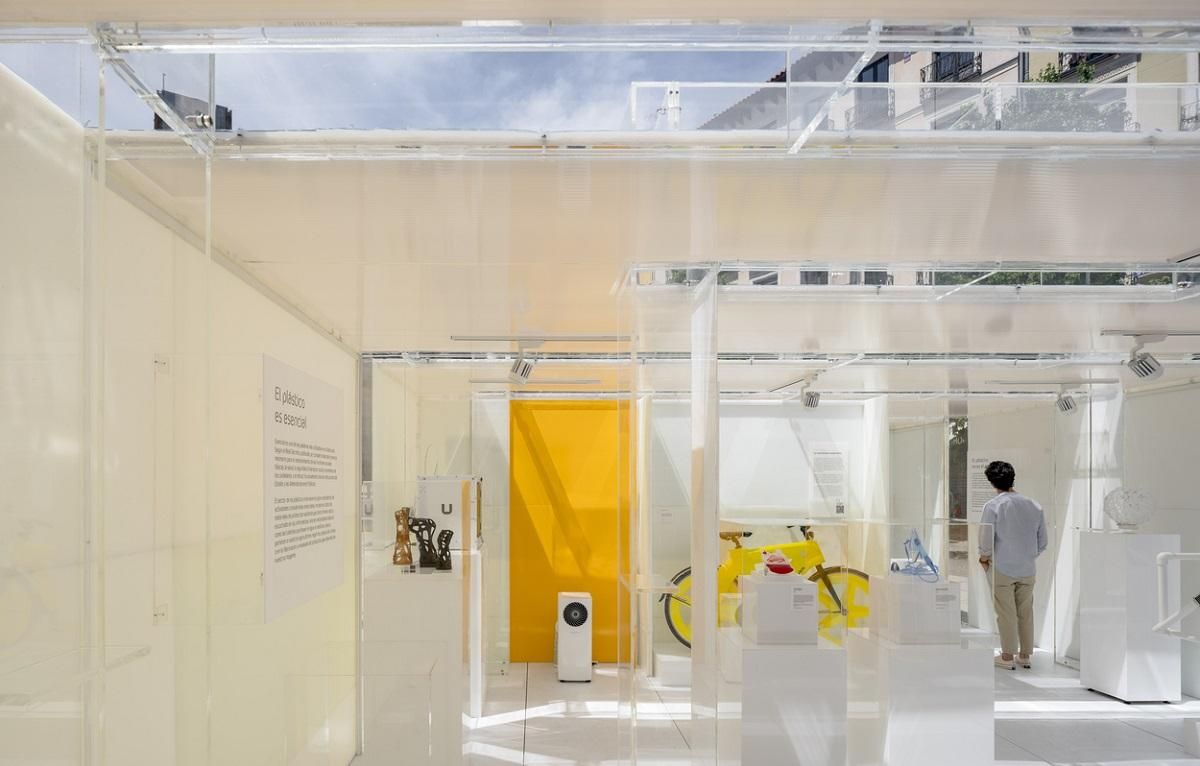В Мадриде открыли музей пластика, который впоследствии отправили на переработку