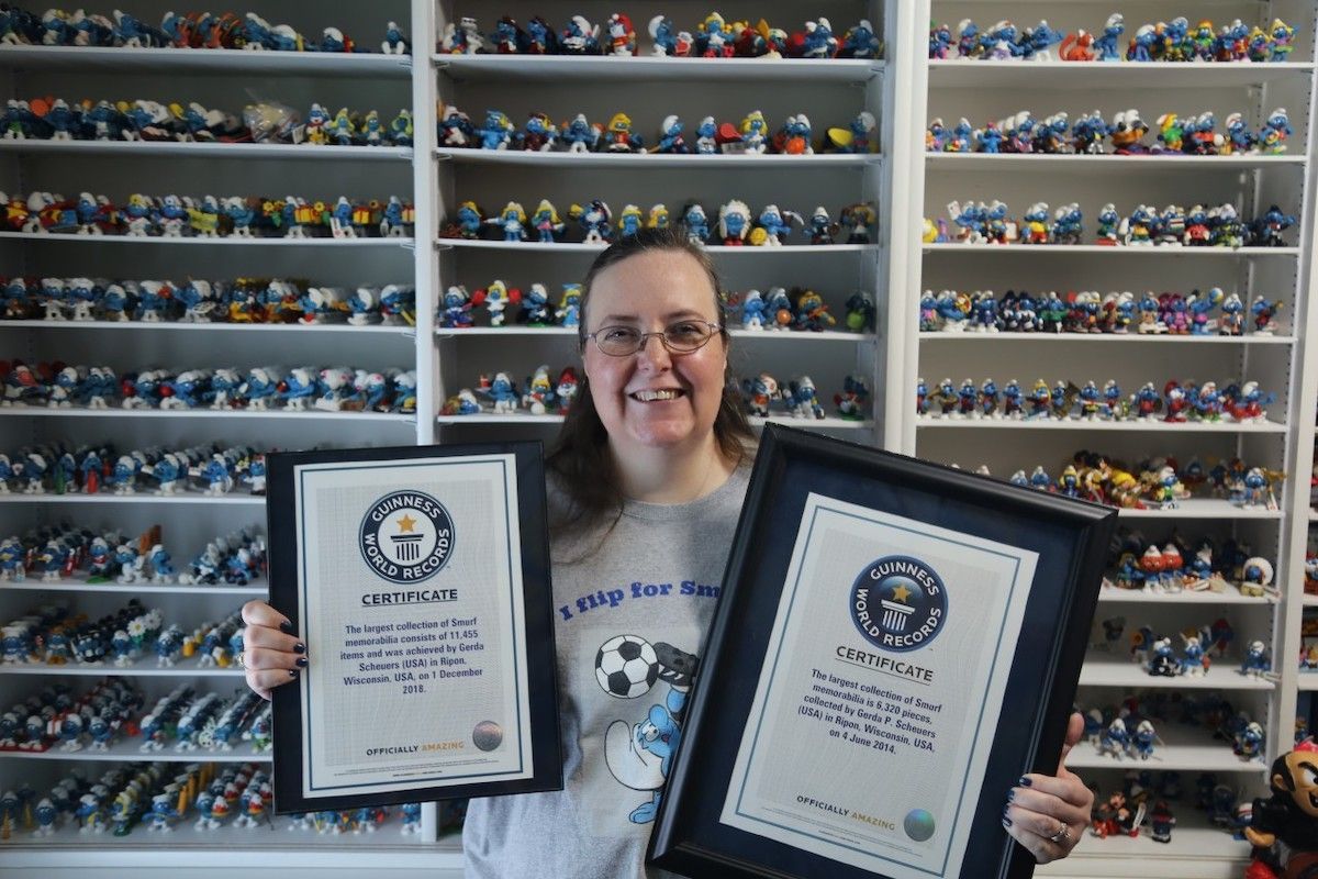 Жінка зібрала найбільшу у світі колекцію Смурфиків Жінка зібрала найбільшу у світі колекцію Смурфиків