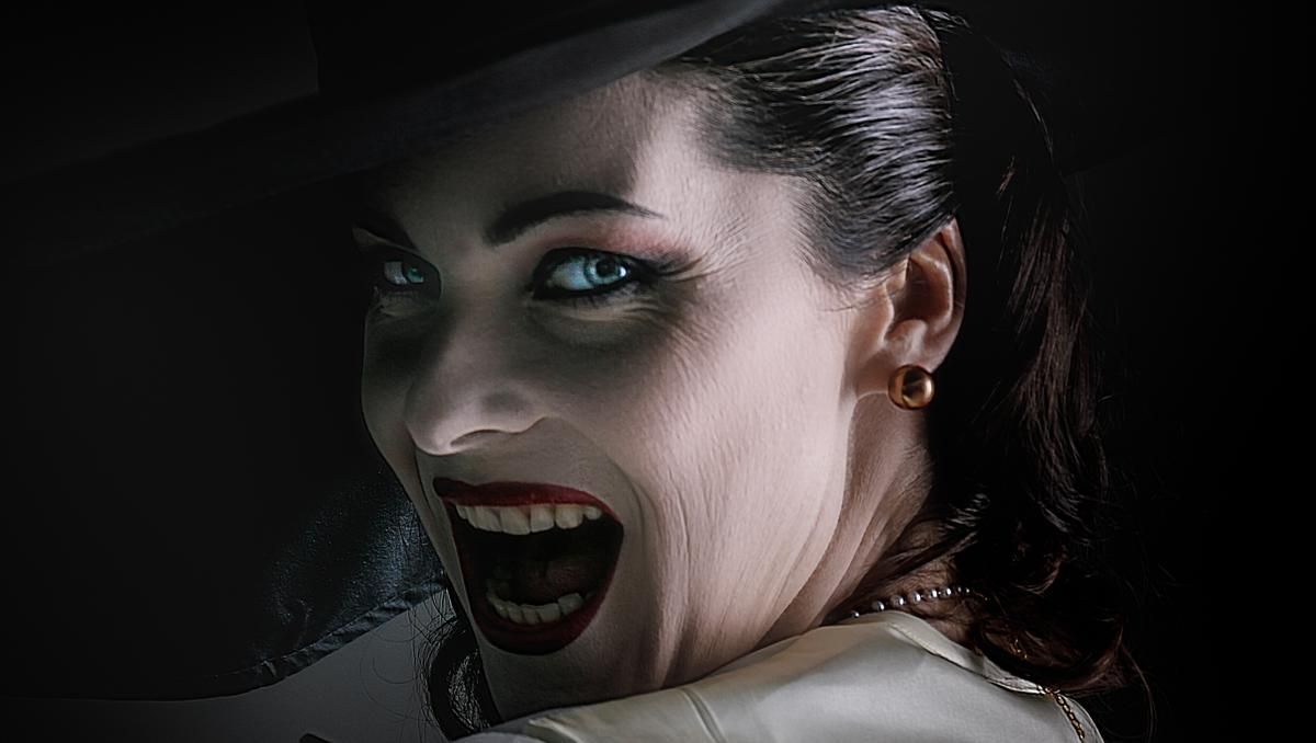 Елена Манковська в образе Леди Димитреску Елена Манковська в образе Леди Димитреску