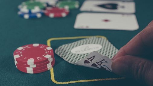 Незвичні парі та найдивніші ставки, які робили гравці в азартних іграх