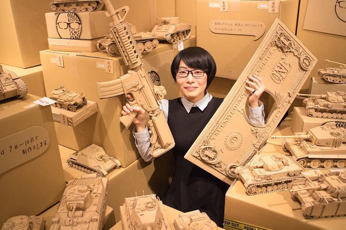 Японська художниця робить з картону надзвичайно реалістичні скульптури - Розваги