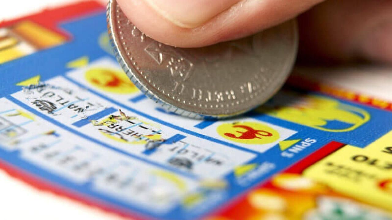 В Італії відчайдух викрав у жінки виграшний квиток у 500 000 євро і намагався втекти на Канари - Розваги В Італії відчайдух викрав у жінки виграшний квиток у 500 000 євро і намагався втекти на Канари - Розваги