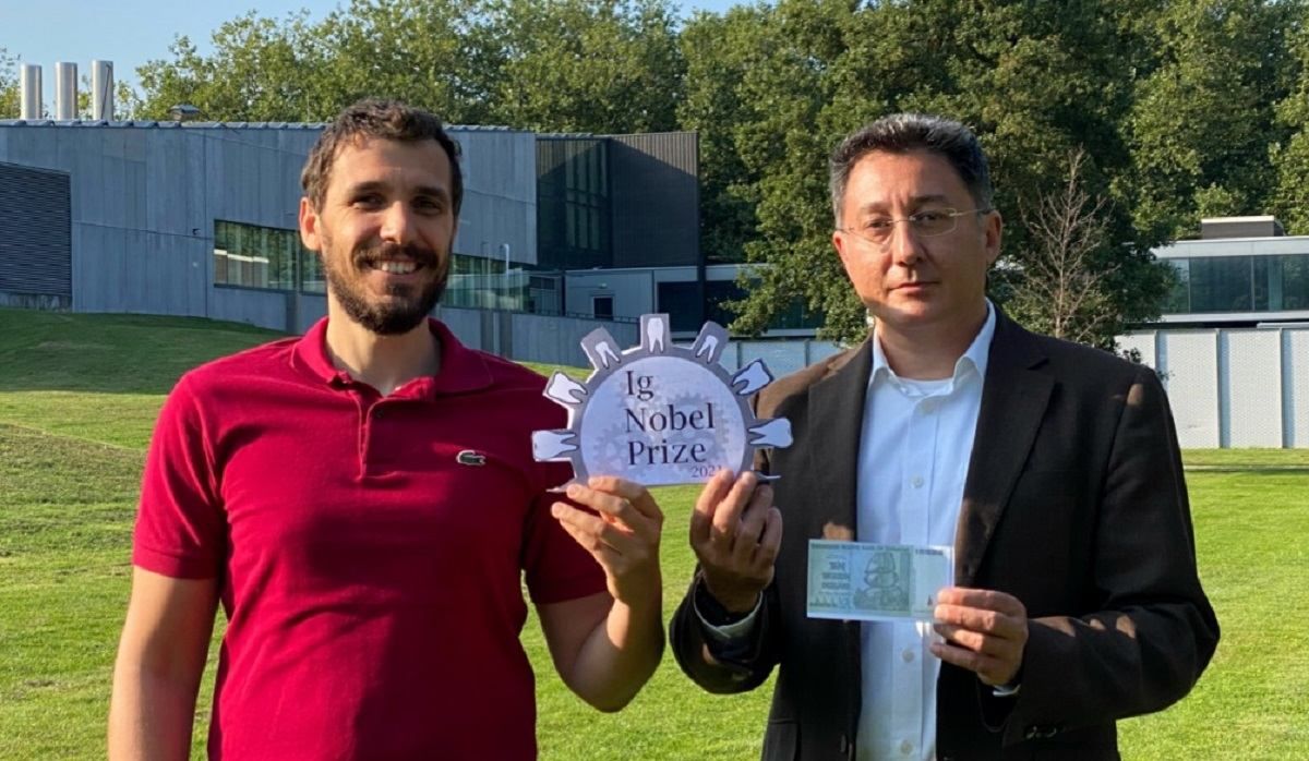 Носорогів можна перевозити догори ногами, а борода захищає від удару: Шнобелівська премія-2021 Носорогів можна перевозити догори ногами, а борода захищає від удару: Шнобелівська премія-2021