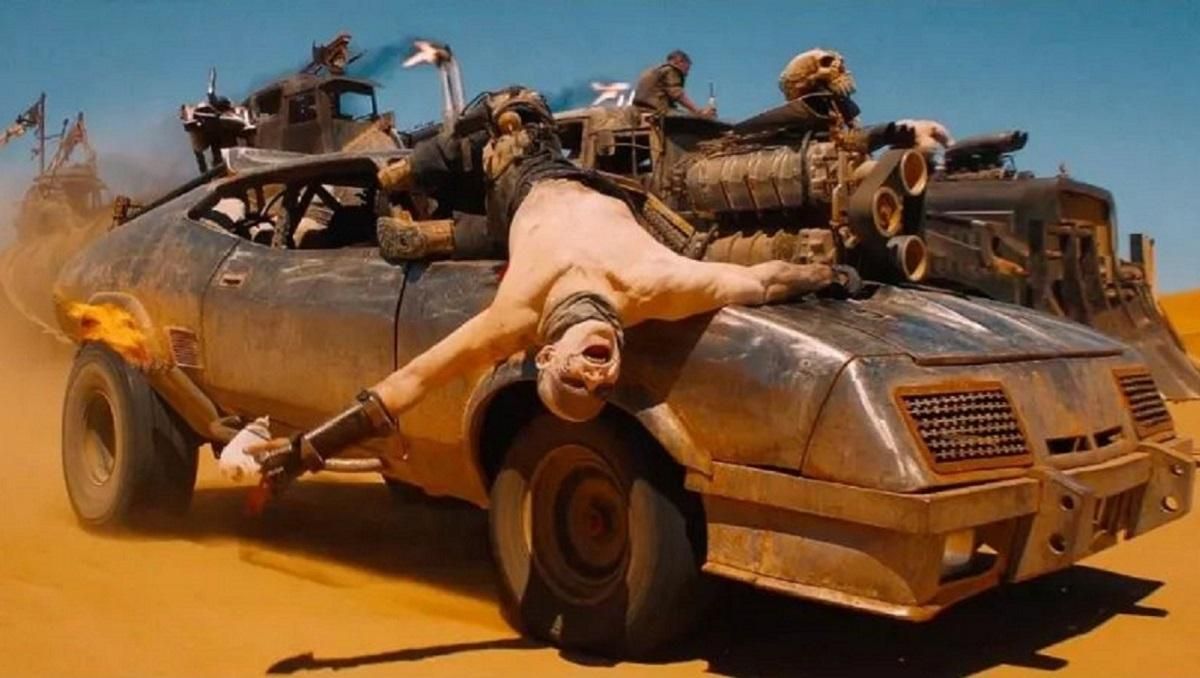 Авто з фільму "Божевільний Макс: Дорога гніву" виставлені на аукціон: початкова вартість 1 долар