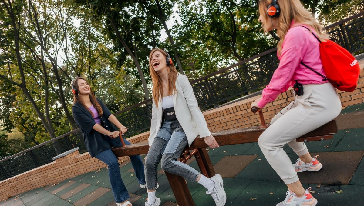 Повернутися у дитинство: у Києві покажуть імерсивну виставу на дитячому майданчику - Розваги Повернутися у дитинство: у Києві покажуть імерсивну виставу на дитячому майданчику - Розваги