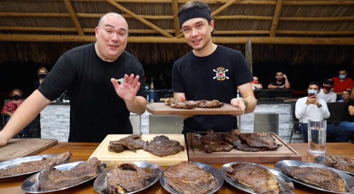 Блогер за 5 минут съел 3,5 килограмма стейков на 8 000 долларов: впечатляющее видео - Развлечения
