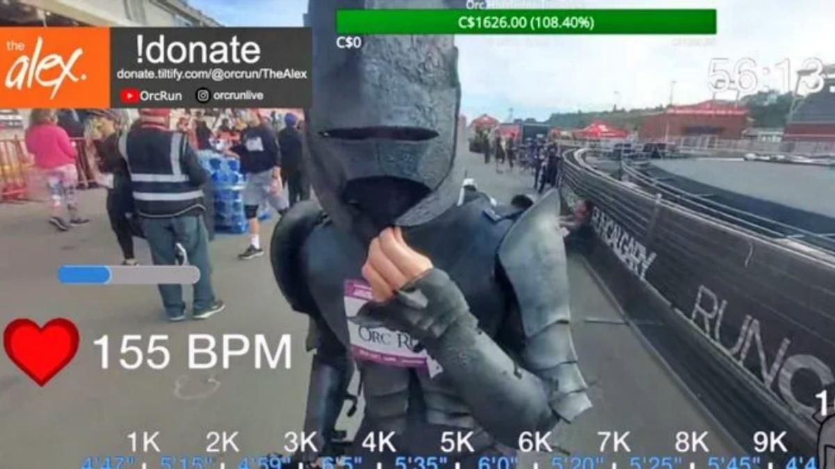 Стрімер пробіг 10 кілометрів в обладунках орка з "Володаря перснів" заради благої мети - Розваги Стрімер пробіг 10 кілометрів в обладунках орка з "Володаря перснів" заради благої мети - Розваги