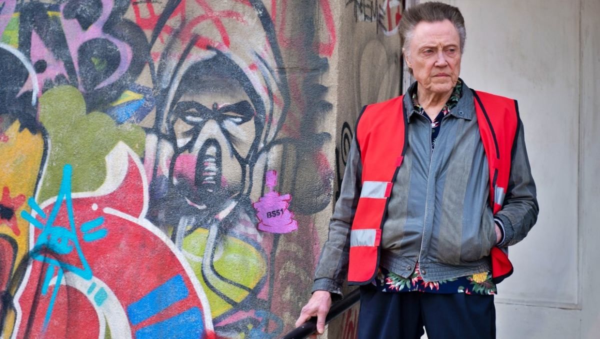 Актер Кристофер Уокен уничтожил оригинальную картину Бэнкси на съемках сериала - Развлечения Актер Кристофер Уокен уничтожил оригинальную картину Бэнкси на съемках сериала - Развлечения