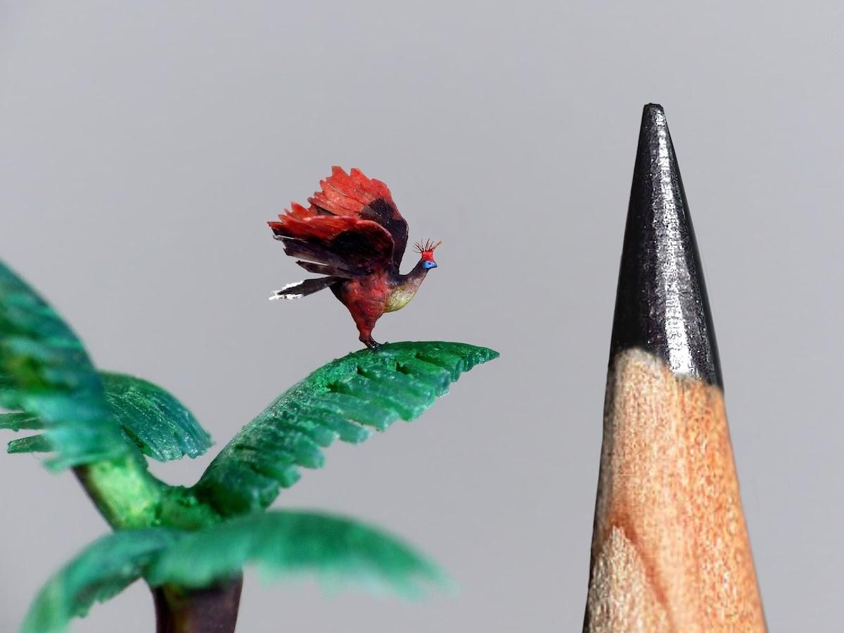 Художниця створює мікроскопічні скульптури, які менші за грифель в олівці: фото - Розваги