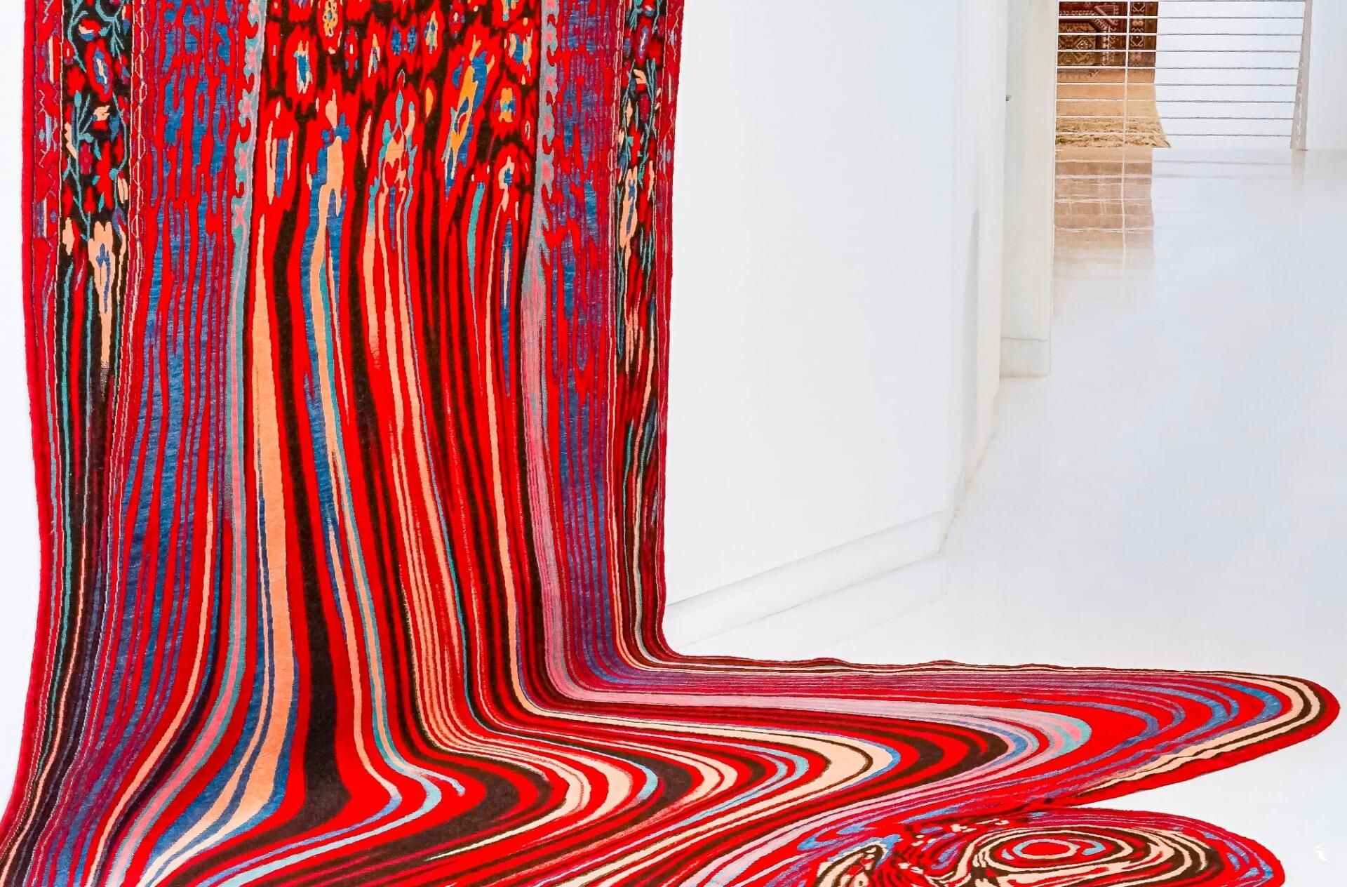 Настінні килими виходять на новий рівень: художник створює нестандартні інсталяції - Розваги