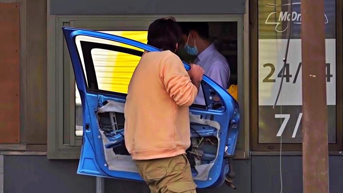 Більше питань, ніж відповідей: дивні фото з мережі, яким дуже складно знайти пояснення - Розваги Більше питань, ніж відповідей: дивні фото з мережі, яким дуже складно знайти пояснення - Розваги