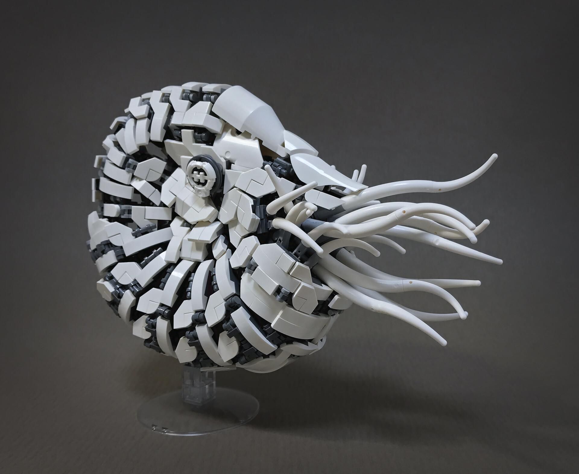 Животные-роботы: японский художник создает механические скульптуры из LEGO