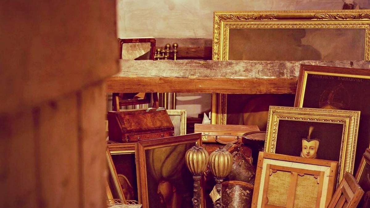 Сотні років лежали на горищі: випадково знайдені картини продали за 1,8 мільйона доларів - Розваги Сотні років лежали на горищі: випадково знайдені картини продали за 1,8 мільйона доларів - Розваги