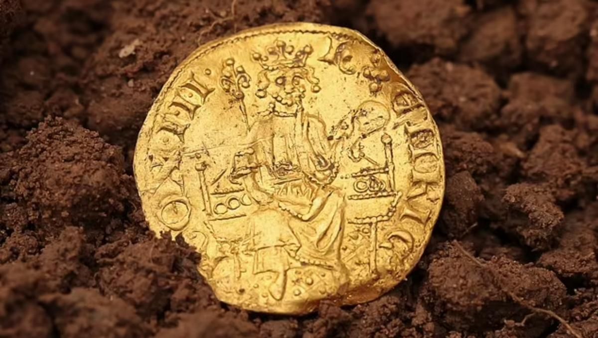Шукач скарбів знайшов у полі дуже рідкісну монету: її продали за 875 тисяч доларів - Розваги Шукач скарбів знайшов у полі дуже рідкісну монету: її продали за 875 тисяч доларів - Розваги