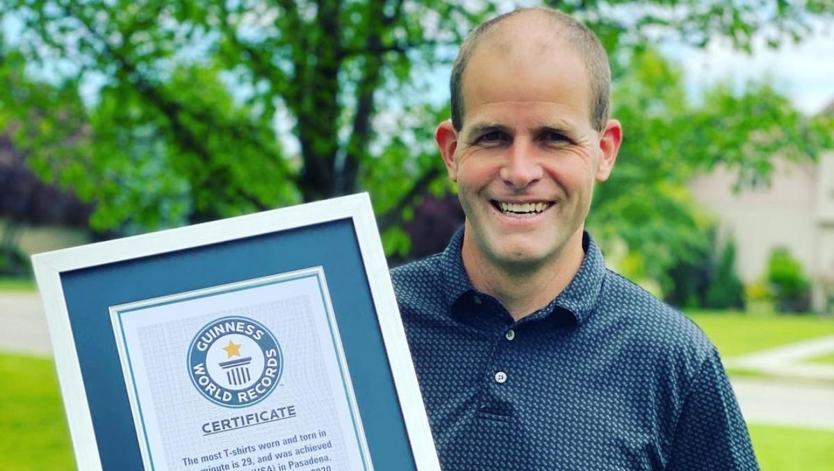 По рекорду на тиждень: американець потрапив до Книги Гіннеса 52 рази - Розваги По рекорду на тиждень: американець потрапив до Книги Гіннеса 52 рази - Розваги