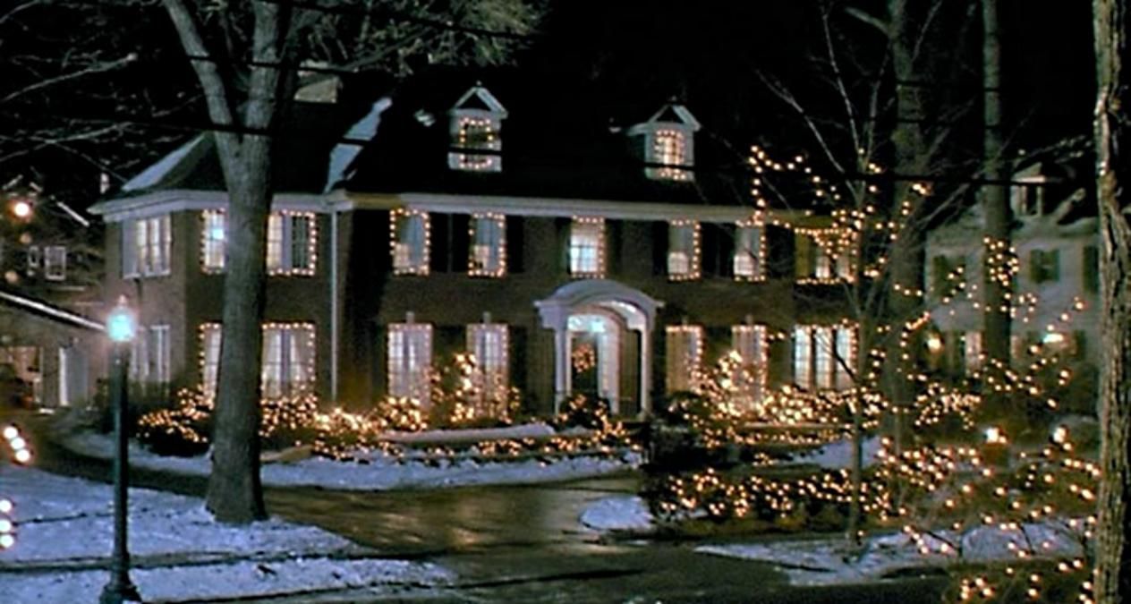 Як зараз виглядають місця, де знімали популярні фільми та серіали: цікаві фотопорівняння - Розваги Як зараз виглядають місця, де знімали популярні фільми та серіали: цікаві фотопорівняння - Розваги