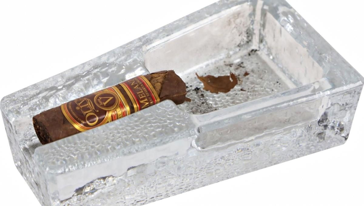 Пристрастие спортсмена: окурок сигары Майкла Джордана продают на аукционе - Развлечения Пристрастие спортсмена: окурок сигары Майкла Джордана продают на аукционе - Развлечения