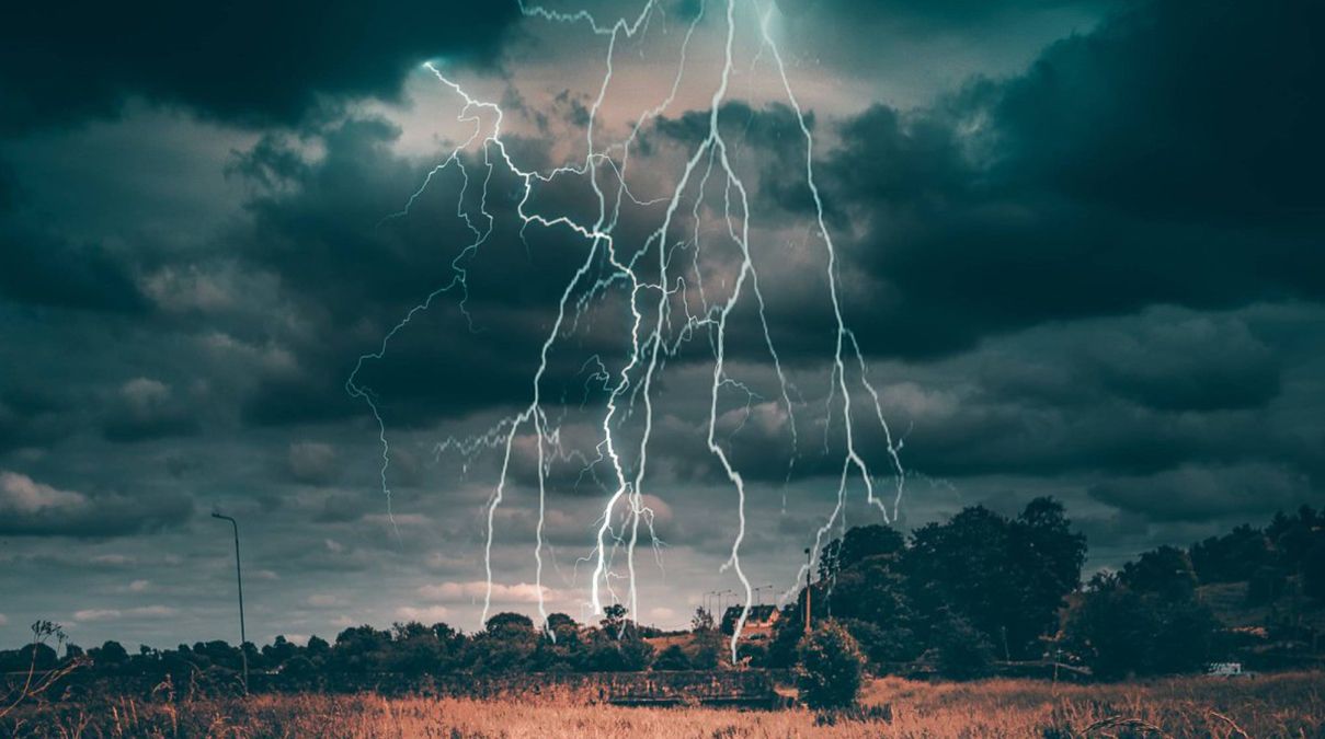 У США жінка перемогла у лотерею завдяки негоді У США жінка перемогла у лотерею завдяки негоді