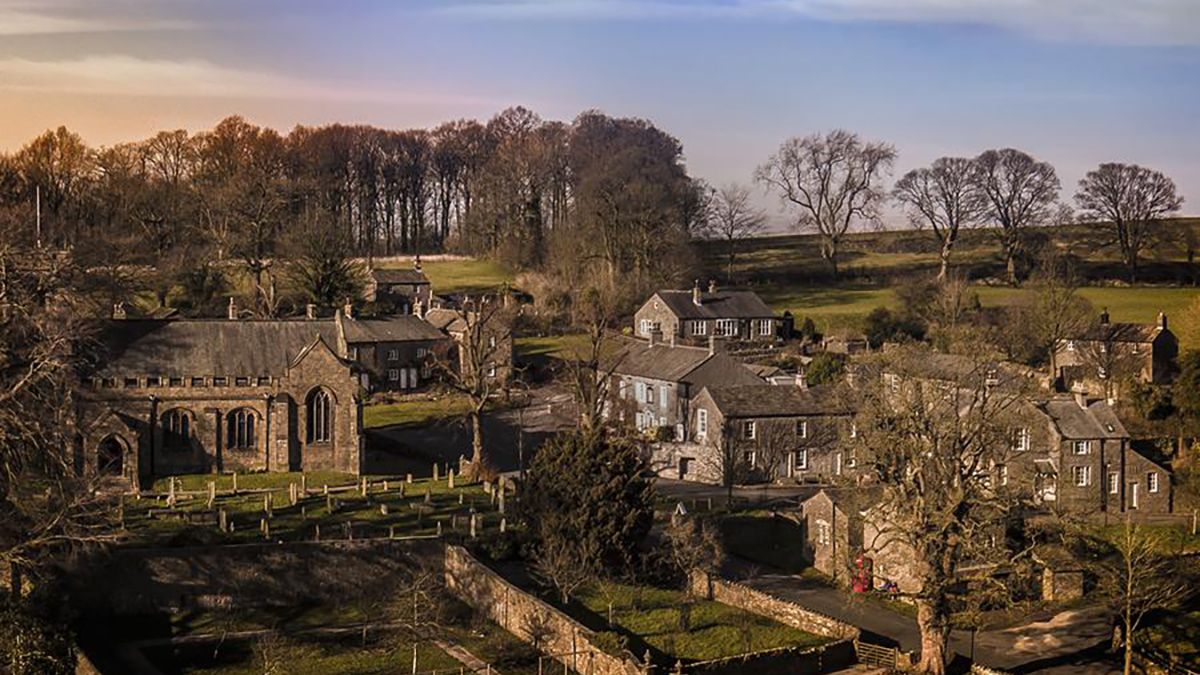 Село Даунхэм не имеет никаких благ цивилизации - фото Село Даунхэм не имеет никаких благ цивилизации - фото