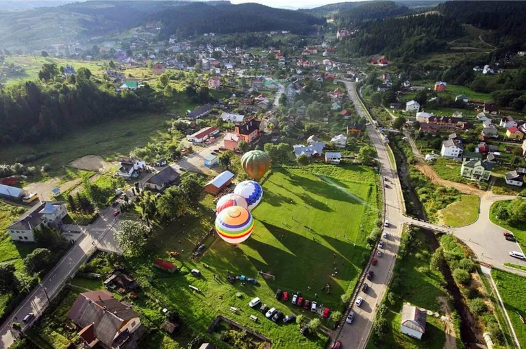 Дешевше за Буковель,відпочинок у карпатах,туристи у карпатах