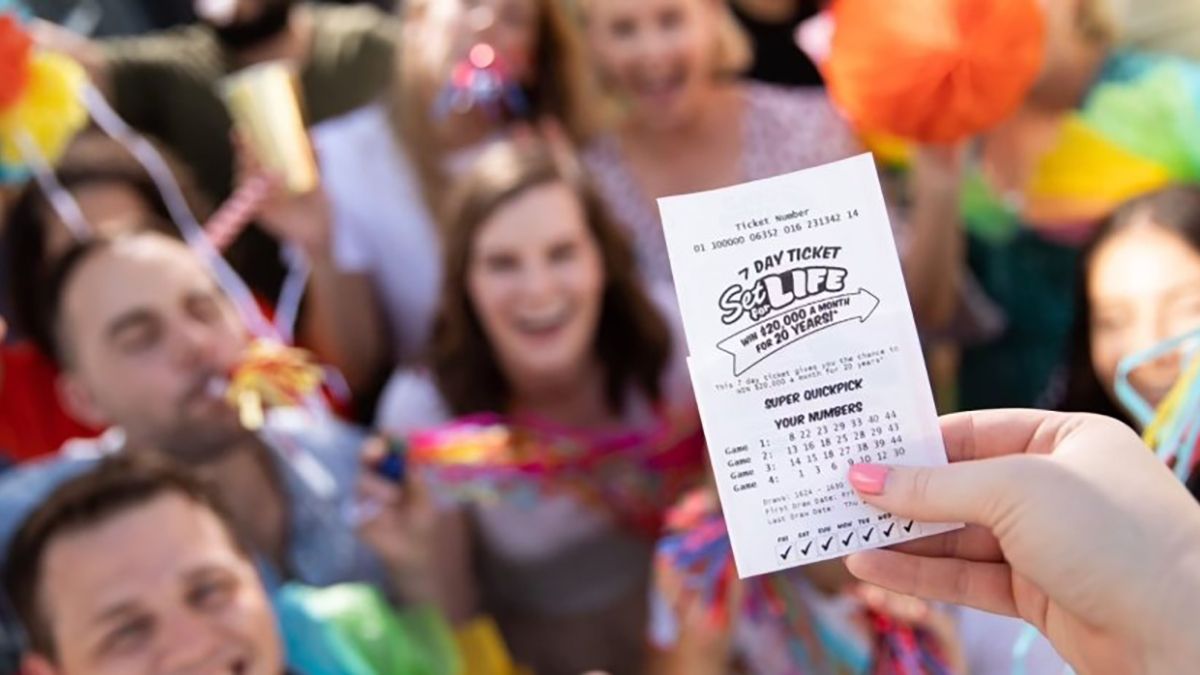 Жінка виграла у лотереї, не купуючи білет – як їй це вдалося