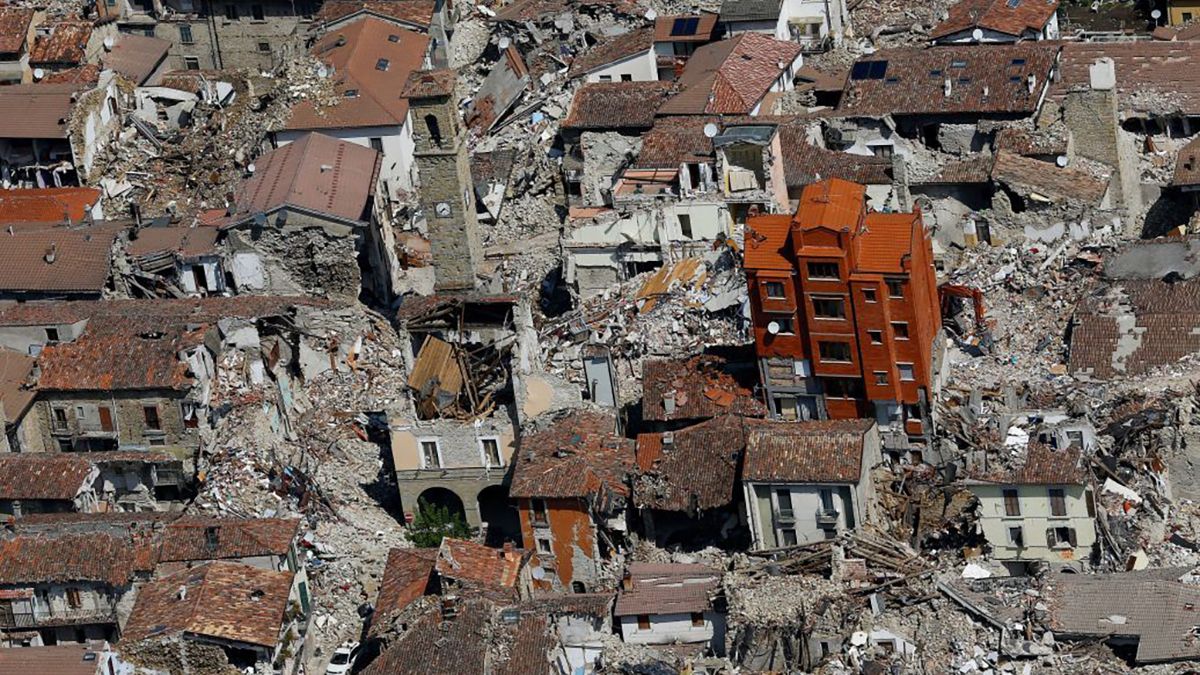 Путешественник во времени предсказывает исчезновение человечества в 2027 году Путешественник во времени предсказывает исчезновение человечества в 2027 году