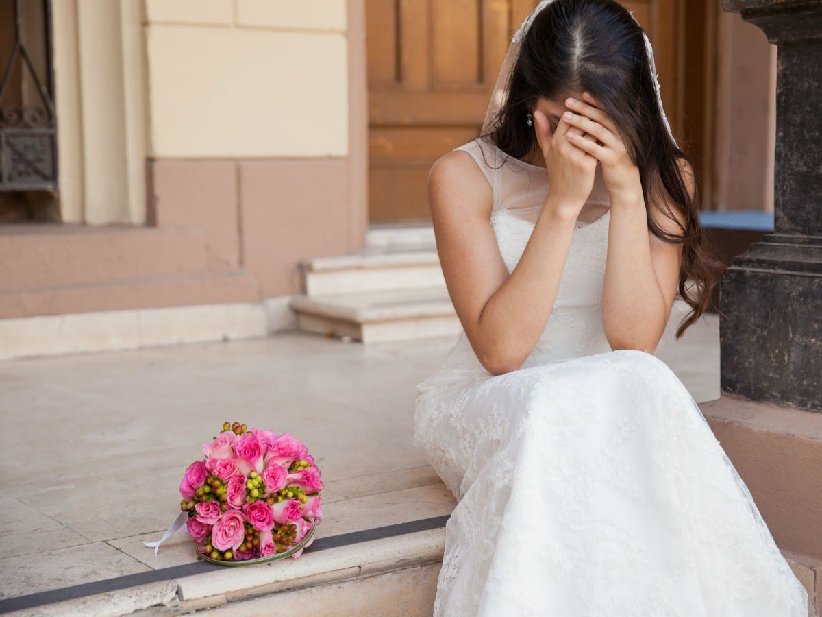 Мать испортила свадьбу собственной дочери – что она уткнула