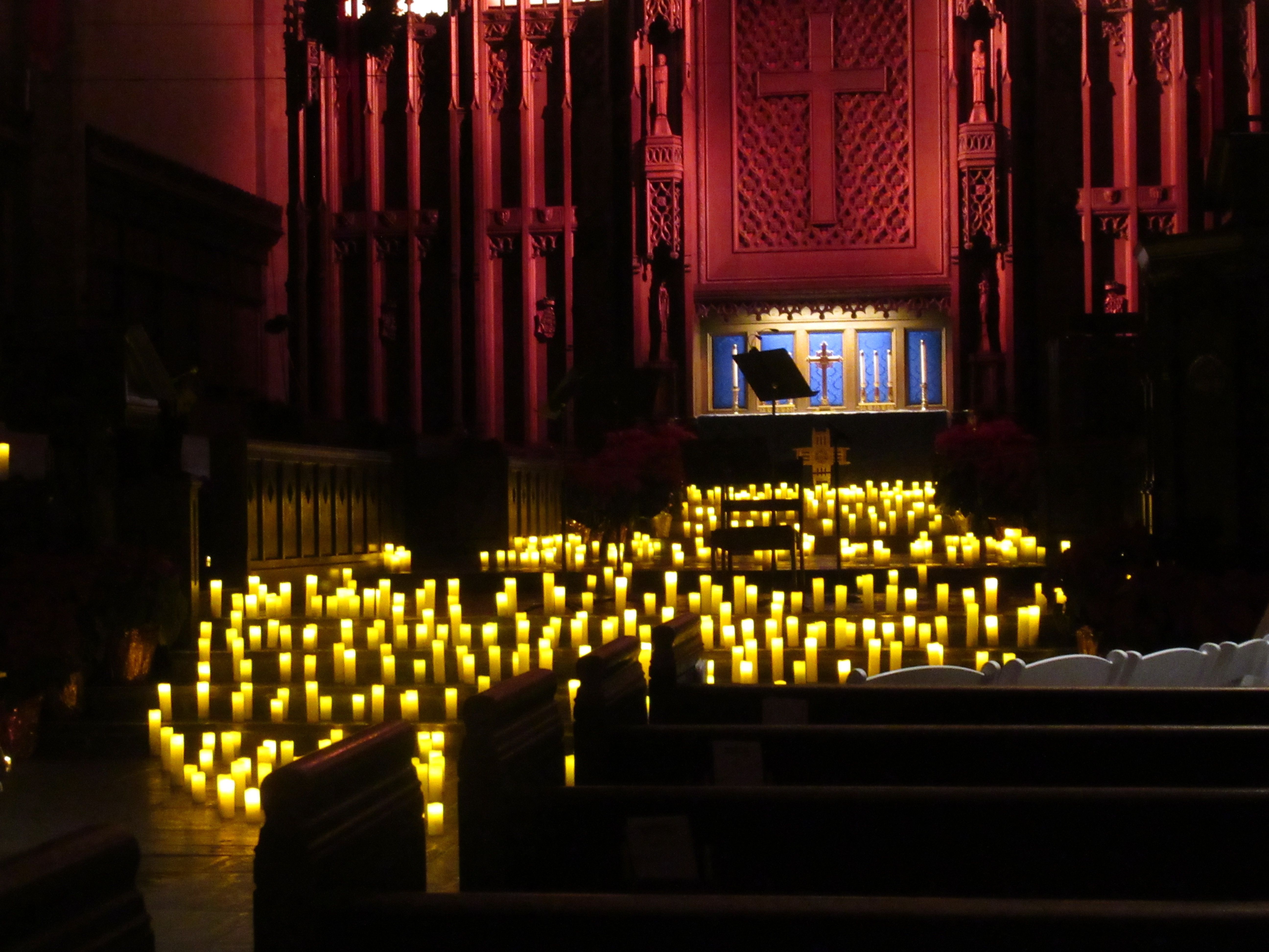 Музика при свічках – киян запрошують послухати культові шедеври