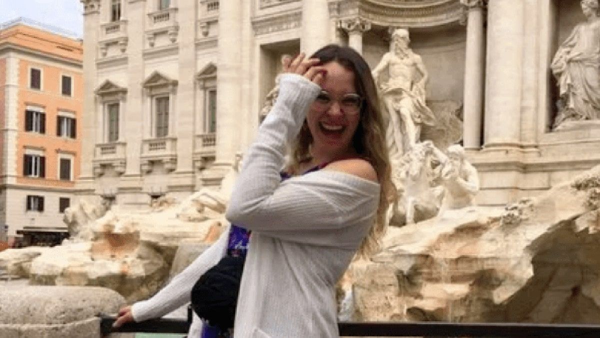 Женщина сделала фото и заметила удивительную деталь Женщина сделала фото и заметила удивительную деталь