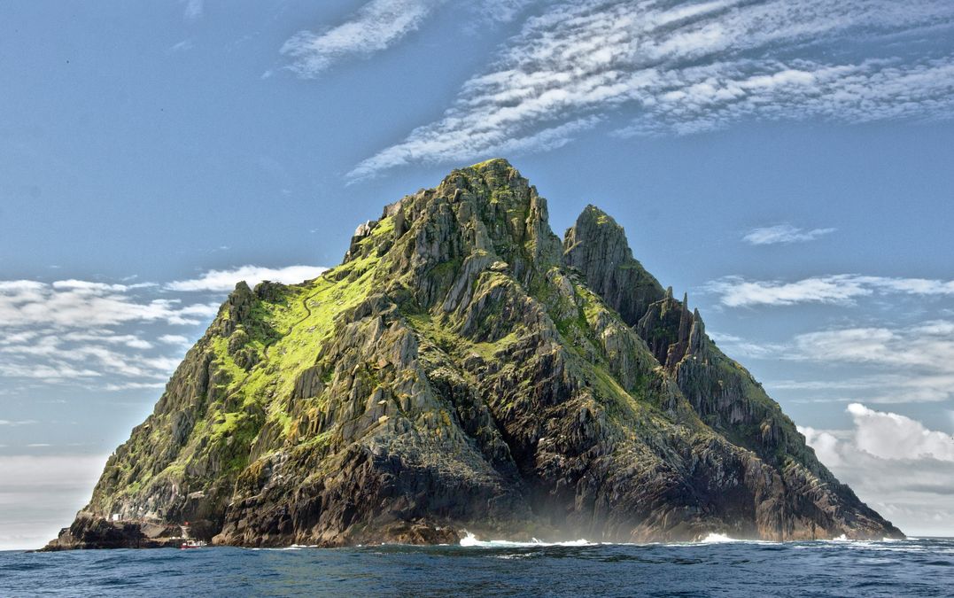 Artificial intelligence predicted the death of a tribe on a remote island: Under what circumstances could this happen?