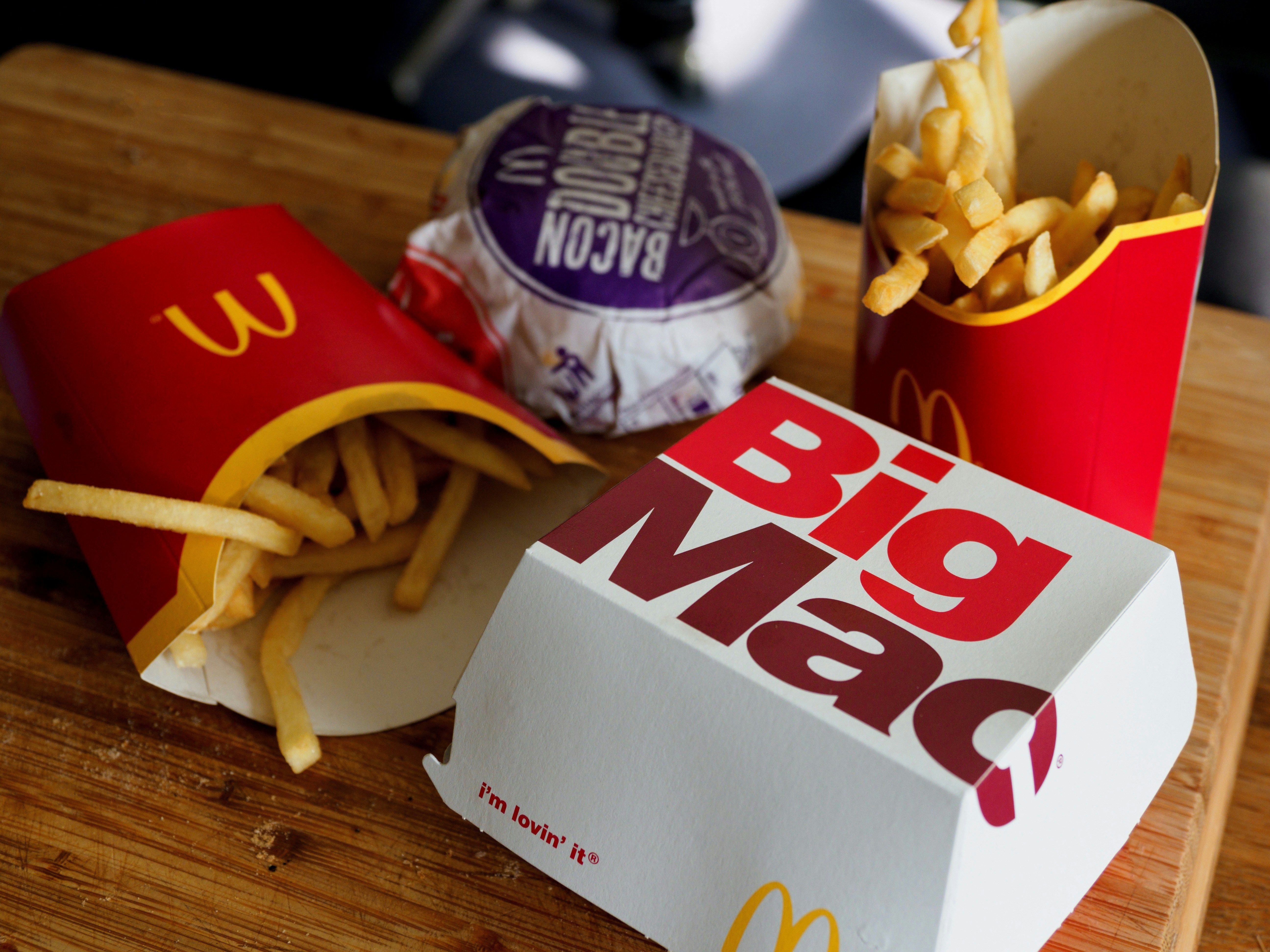 Як готують гамбургери в McDonald's – дізнайтеся таємницю приготування