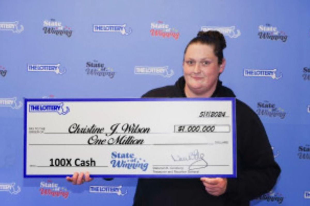 Американка знову виграла в лотерею – пощастило з подвійним джекпотом