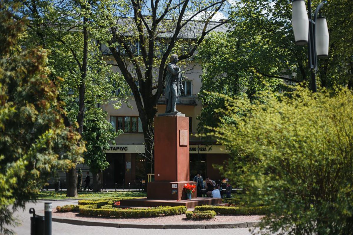 Де відпочити в Івано-Франківську - добірка найкращих парків Де відпочити в Івано-Франківську - добірка найкращих парків