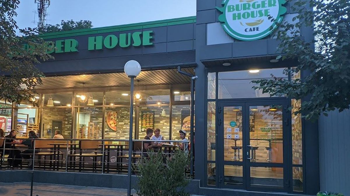 Прорив ЗСУ у Курській області - мережа вибухнула жартами про бургерну у Суджі Прорив ЗСУ у Курській області - мережа вибухнула жартами про бургерну у Суджі