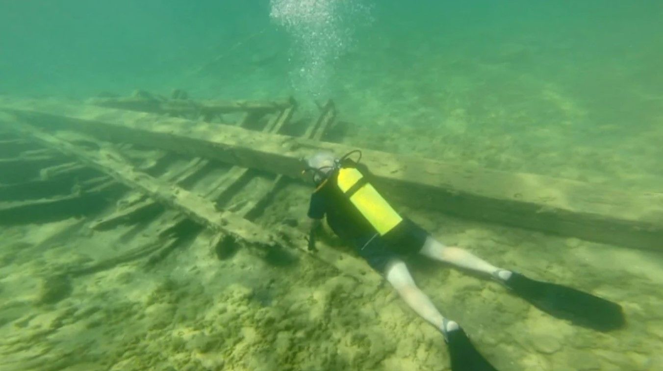 Охотник за затонувшими кораблями якобы нашел Святой Грааль Охотник за затонувшими кораблями якобы нашел Святой Грааль